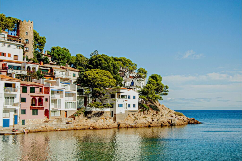 Nosotros somos Meloso&Co® - Paisaje de playa de este pequeño pueblo de la Costa Brava llamado "Sa Tuna", en Begur.